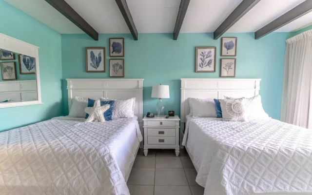 201 Little Harbor Inn