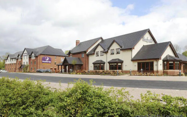 Premier Inn Redditch North - A441