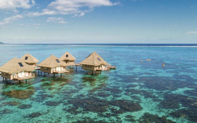 Tahiti Ia Ora Beach Resort