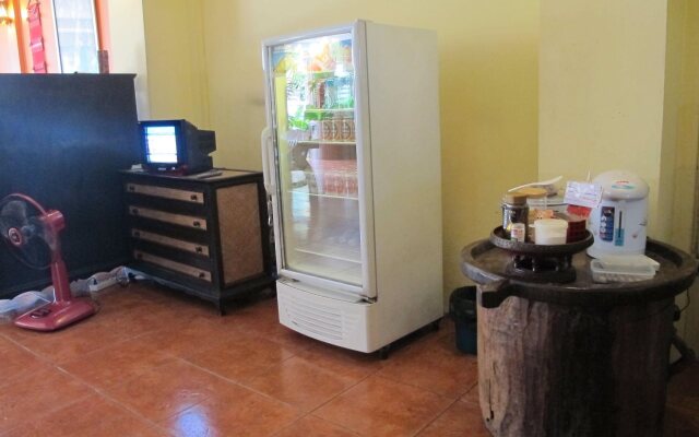 Bautong Lodge Guest House