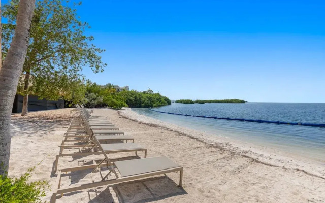 Ocean Front 3BR Presidential Suite