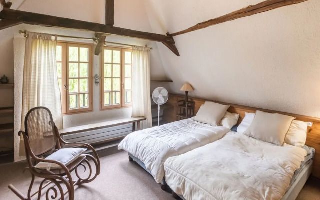 Lively Holiday Home With Private Pool