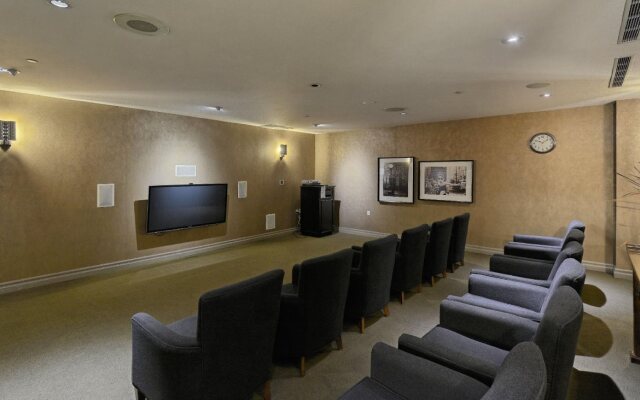 DelSuites Forest View