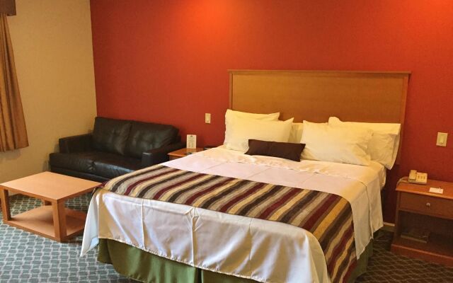 The Miramar Inn & Suites