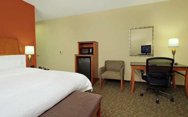 Hampton Inn And Suites Buffalo