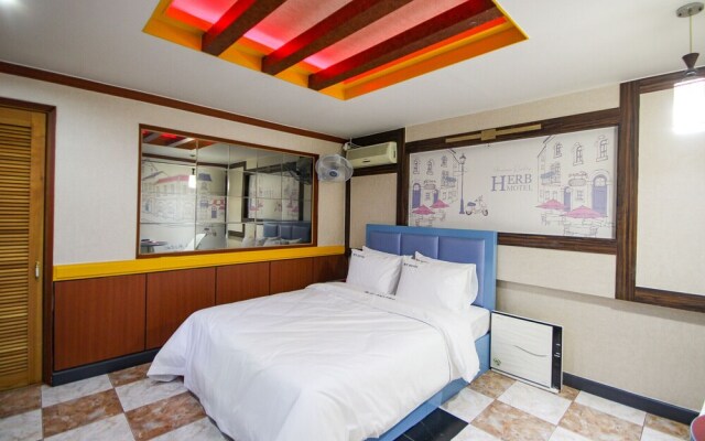 Jeonju Uadong Urban Stay Hotel