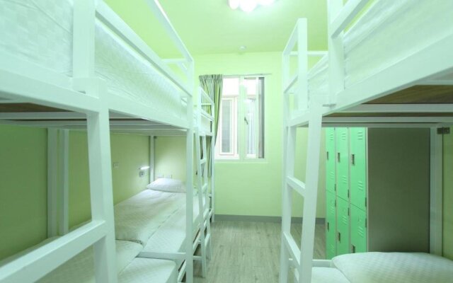 Heyyo Hostel