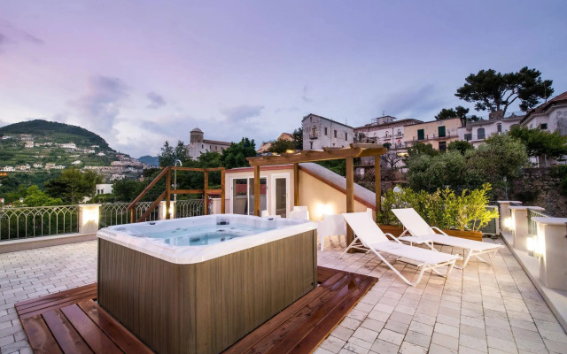 Ravello House