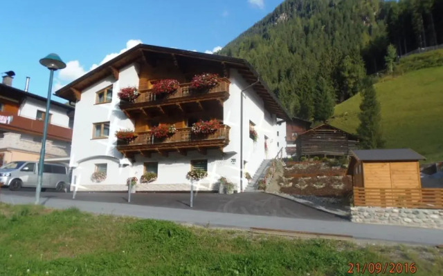 Apartments Renata Gries 201