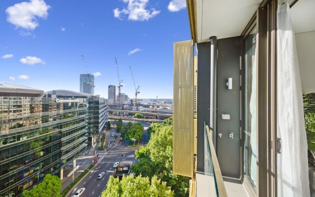 Full Darling Harbour View Luxury 2 Bedroom Apartment