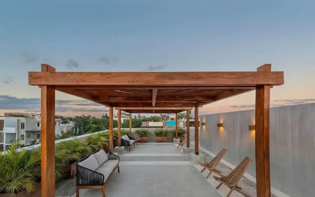 Studio With Great Rooftop Pool