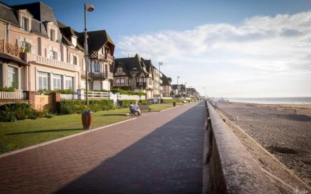 Cabourg T2 proche plage
