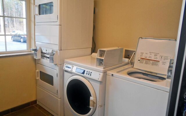 Studio 6 Opelika/Auburn