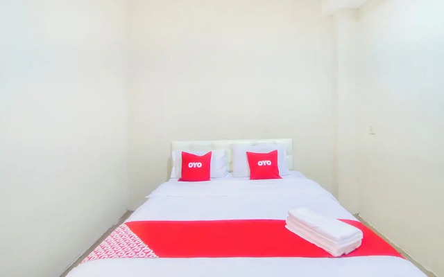 OYO 44017 L & C Premium Stay