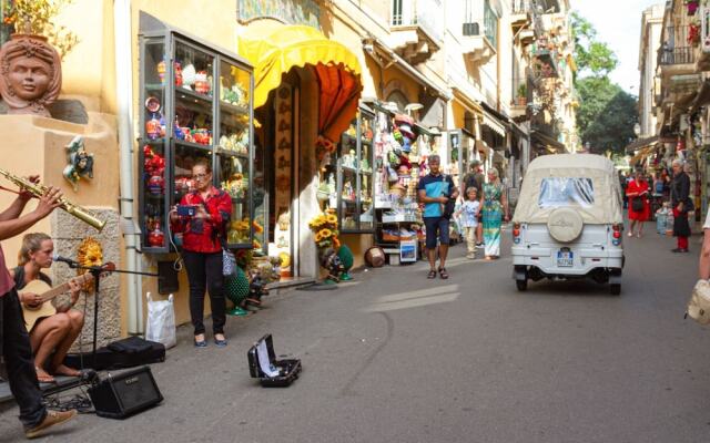 Central Apartment in Taormina Near the Sea
