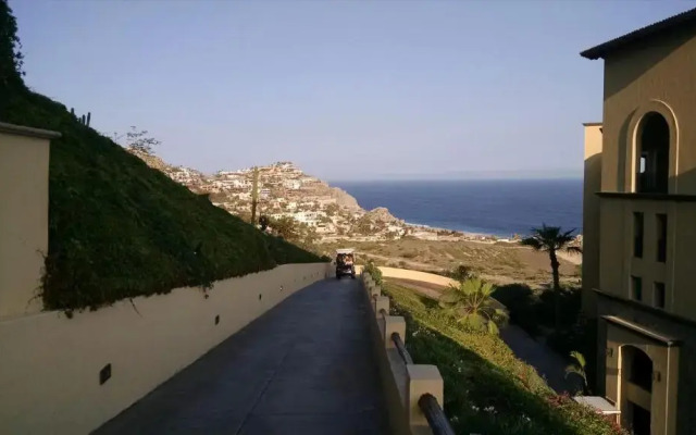 Suites at Sunset Beach Cabo San Lucas Golf and Spa