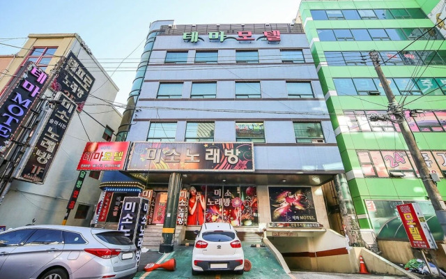 hotelImage