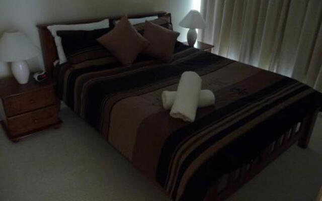 Adelaide Iconic East End WIFI Netflix