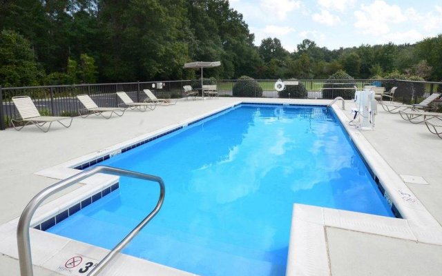 Holiday Inn Express Hopewell - Fort Lee Area by IHG