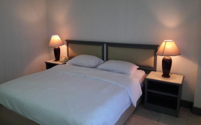 Garden Paradise Hotel & Serviced Apartment