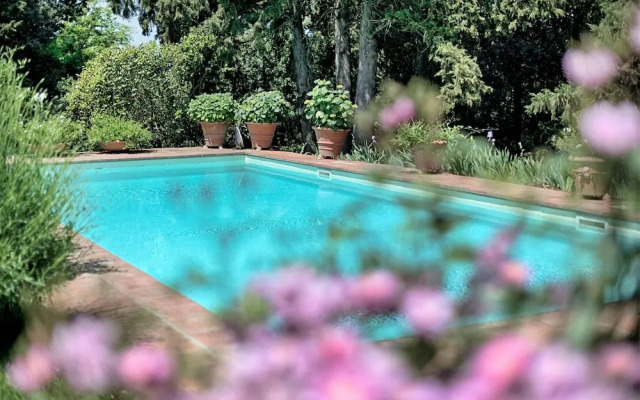 Villa in Castellina w Pool Garden Winery