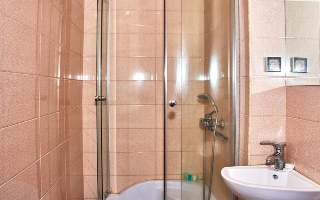 Guest House - MK