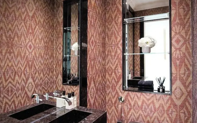 2 Bedroom Flat With Balcony