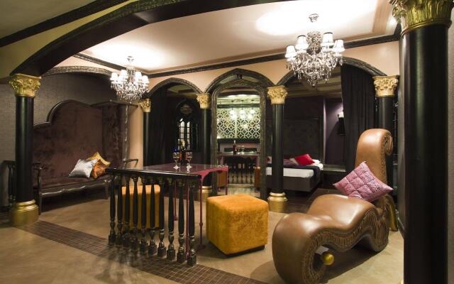 Victoria Court Hillcrest - Pasig