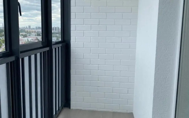 Apartment on 110E Adela Kutuya Street