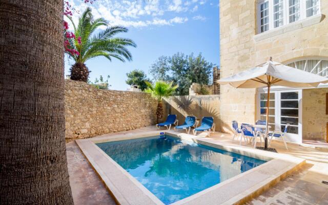 Kikka Holiday Home