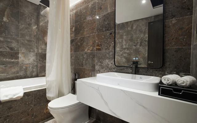 GrandView Hotel & Residence