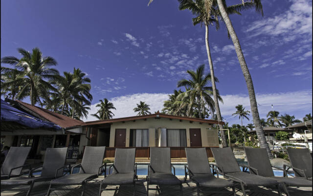 Travellers Beach Resort - Hostel