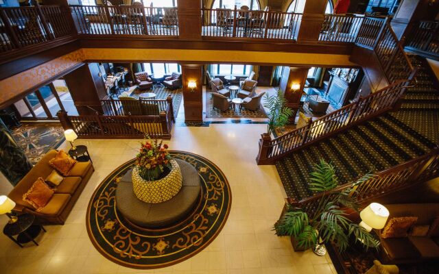 Hotel Julien Dubuque