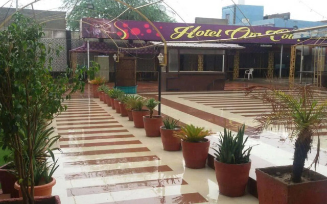 Hotel Om Complex
