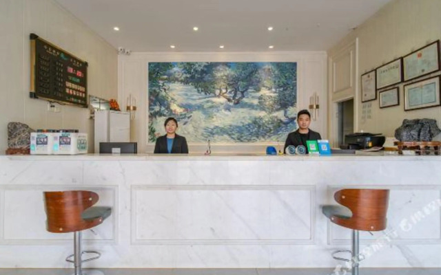Olive Hotel