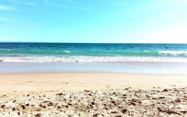Sunny Apartment in Praia da Rocha