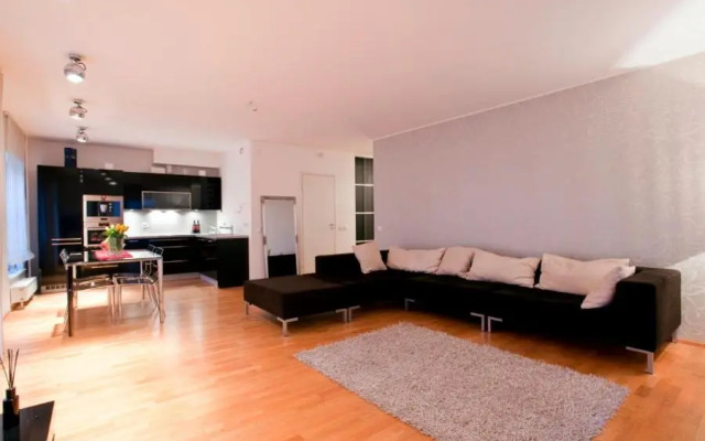 Tatari Apartment