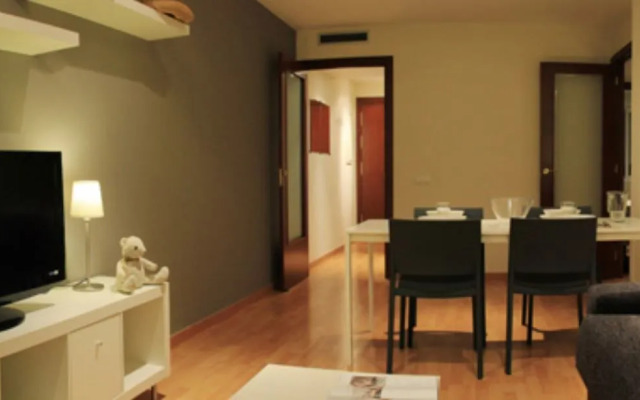 Alguera Apartments Industria