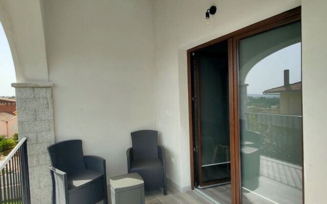 Suite Apartments i4MORI Porto Pino