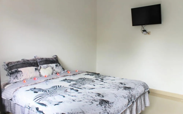 Yuliana Homestay – Guest Rooms – Denpasar