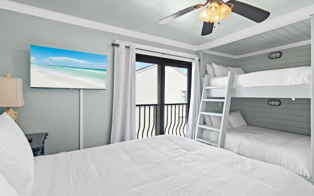 Costa Vista Townhouse #13