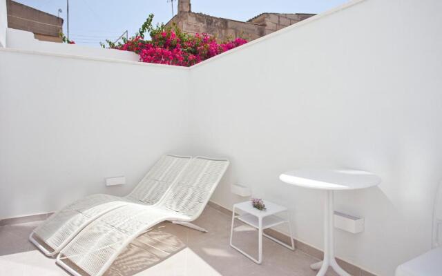 BJ Cala Morlanda Estudios