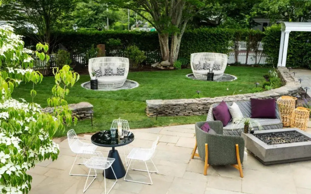 The Richard, The Edgartown Collection