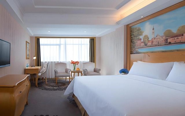 Vienna Hotel Dongguan Tangxia Garden Street