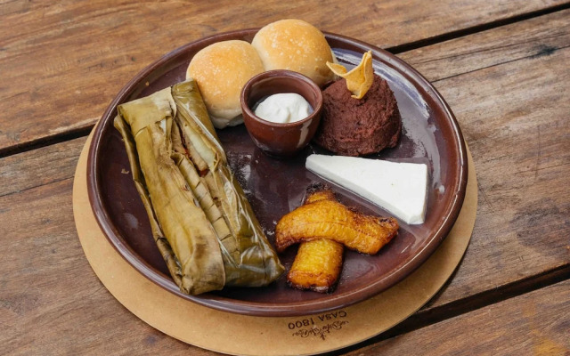 Casa 1800 Ataco Boutique Hotel