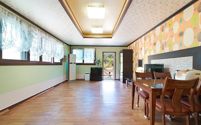 Goesan Starlight Pension