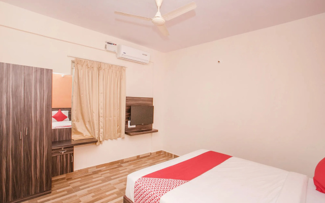 OYO 10480 Hotel PMR
