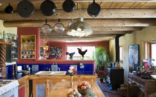 Casa Gallina - An Artisan Inn