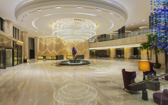 Crowne Plaza Tianjin Meijiangnan by IHG