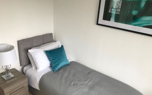 Stay In Liverpool Lytham House